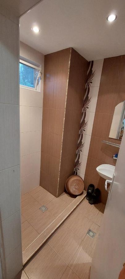 Guest House Kukera Pavel Banya Luaran gambar